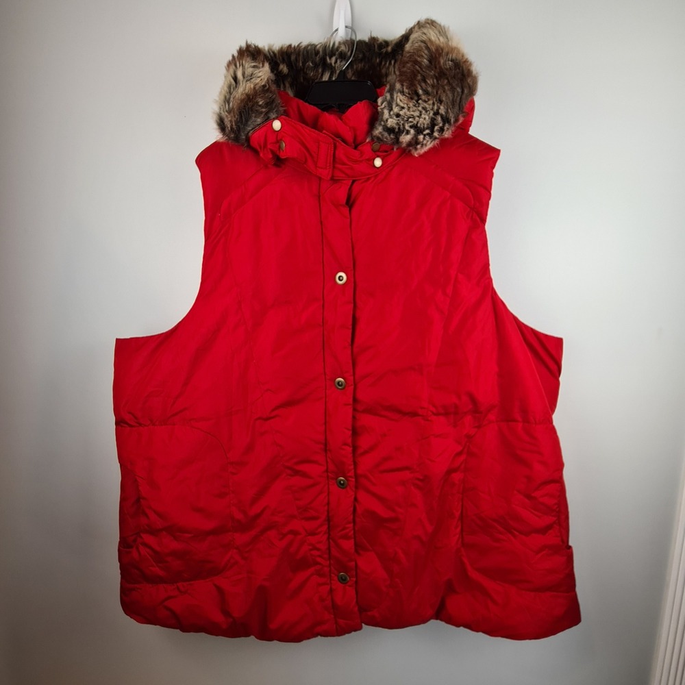 Weather Solutions Red Puffer Vest Faux Fur Removable Hood Down Blend Plus 4X